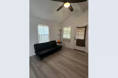 414 Cowan Street, Bowie, TX 76230 - Photo 7