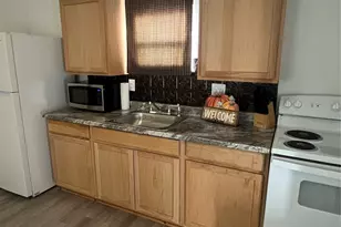 414 Cowan St, Bowie, TX 76230 - Photo 15