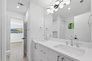 6417 Malcolm Dr, Dallas, TX 75214 - Photo 33