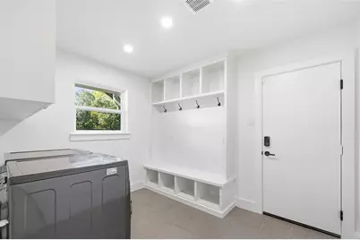 6417 Malcolm Drive, Dallas, TX 75214 - Photo 13