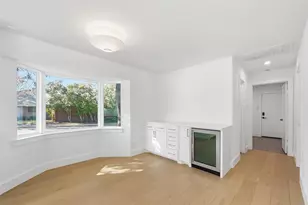 6417 Malcolm Dr, Dallas, TX 75214 - Photo 11