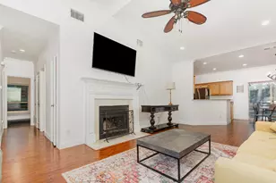 2725 Phillips Dr, Garland, TX 75044 - Photo 5