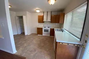 6808 Blackberry Dr, Arlington, TX 76016 - Photo 9