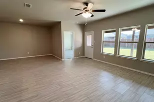 8457 Hollymead Ln, Fort Worth, TX 76131 - Photo 7