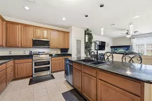 556 Griffith Dr, Saginaw, TX 76179 - Photo 5