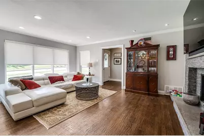 9849 County Cork Dr, Dallas, TX 75218 - Photo 3