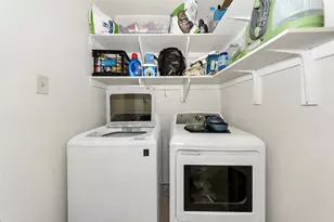 2425 Northgate Dr W, Irving, TX 75062 - Photo 19