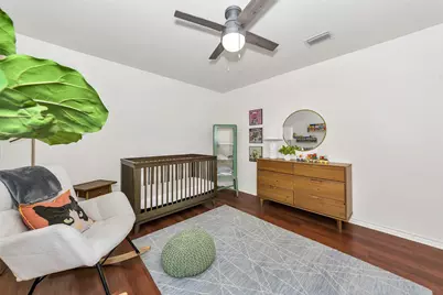 2425 Northgate Drive W, Irving, TX 75062 - Photo 11