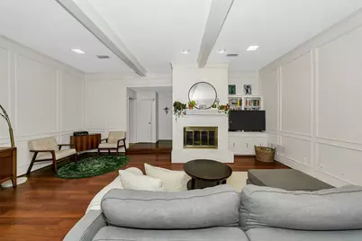 2425 Northgate Drive W, Irving, TX 75062 - Photo 23