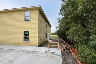 3008 Grey Wolf Circle, Denton, TX 76209 - Photo 11