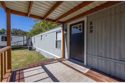 309 W Bryant Street, Elm Mott, TX 76640 - Photo 21