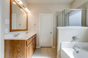 2209 Caroline Dr, Weatherford, TX 76087 - Photo 25