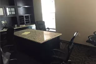 1135 Kinwest Pkwy, Irving, TX 75063 - Photo 9