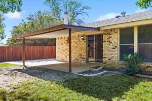 425 Ridgecrest Dr, Saginaw, TX 76179 - Photo 25