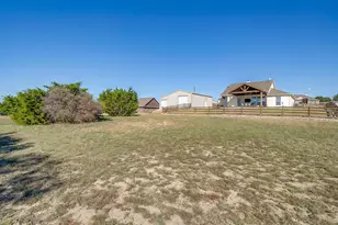 209 Timber Vly Ct, Weatherford, TX 76085 - Photo 37