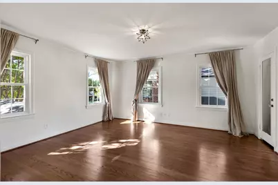 6129 McCommas Boulevard, Dallas, TX 75214 - Photo 33