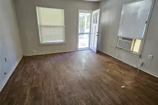 322 N Lakeview Dr, Lacy Lakeview, TX 76705 - Photo 5