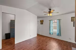 803 Evening Dr, Arlington, TX 76001 - Photo 21