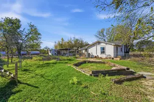 1906 Lillian Ave, Glenn Heights, TX 75154 - Photo 31