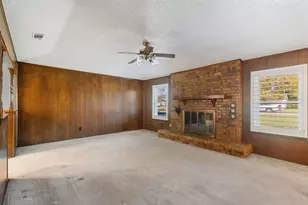 9073 Hillside Dr, Frisco, TX 75033 - Photo 13