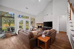 519 Runaway Bay Dr, Runaway Bay, TX 76426 - Photo 11