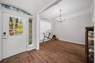 519 Runaway Bay Dr, Runaway Bay, TX 76426 - Photo 7