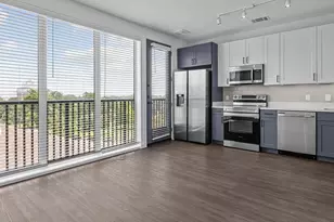 1100 N Zang Blvd, Dallas, TX 75203 - Photo 5