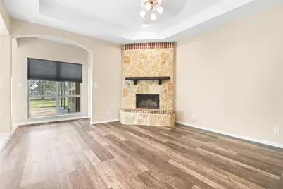 106 Cardiff Lane, Waxahachie, TX 75167 - Photo 7