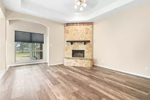 106 Cardiff Ln, Waxahachie, TX 75167 - Photo 7