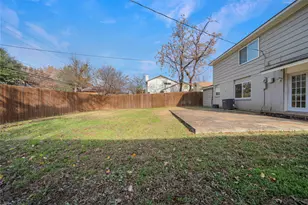 9227 Pinewood Dr, Dallas, TX 75243 - Photo 25