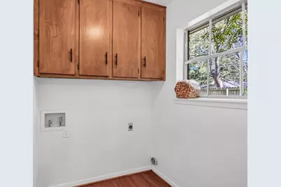 815 N Bledsoe Street, Gilmer, TX 75644 - Photo 11