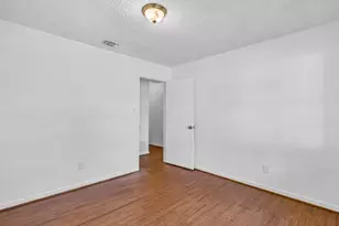 815 N Bledsoe St, Gilmer, TX 75644 - Photo 17