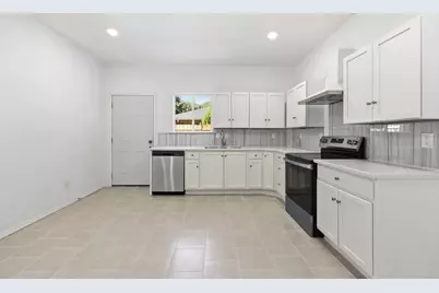 214 Pembrook Street, Lake Dallas, TX 75065 - Photo 9