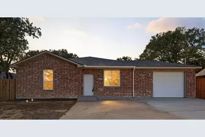 214 Pembrook Street, Lake Dallas, TX 75065 - Photo 1