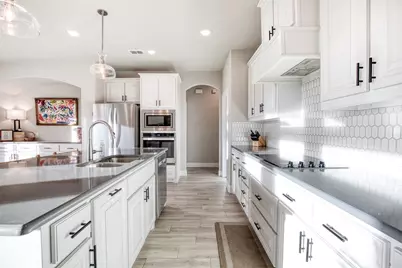 12605 Eagles Bluff, Godley, TX 76044 - Photo 11