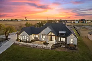 300 Ryker Ln, Gunter, TX 75058 - Photo 3