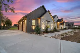 300 Ryker Ln, Gunter, TX 75058 - Photo 3