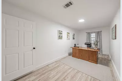 1503 Stanwood Avenue, Cleburne, TX 76033 - Photo 25