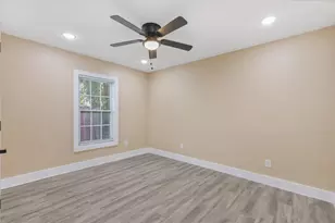 3236 Tom Ellen St, Fort Worth, TX 76111 - Photo 11