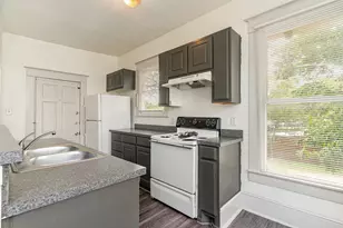 1230 Kings Hwy, Dallas, TX 75208 - Photo 9