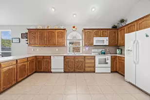 12717 Hannahsville Ln, Fort Worth, TX 76244 - Photo 9