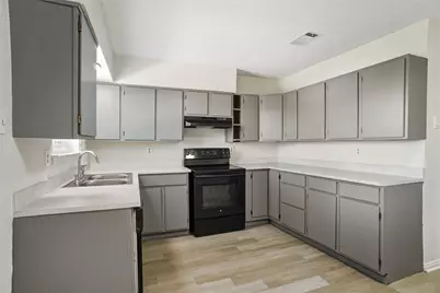 2537 Vickie Street, Mesquite, TX 75149 - Photo 9