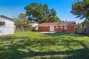 2537 Vickie St, Mesquite, TX 75149 - Photo 21