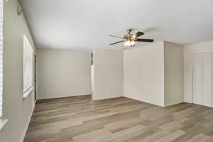 2537 Vickie St, Mesquite, TX 75149 - Photo 5