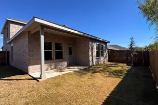 325 Wildrose Cir, Cleburne, TX 76033 - Photo 21