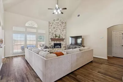 2228 Bald Eagle Way, Grand Prairie, TX 75052 - Photo 7