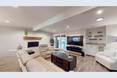 1407 Woodridge Circle, Euless, TX 76040 - Photo 3