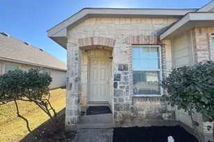 220 Cres Ridge Dr, Fort Worth, TX 76140 - Photo 3