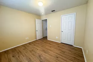 220 Cres Ridge Dr, Fort Worth, TX 76140 - Photo 19