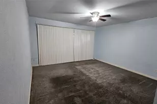 5506 Willow Cir, Fort Worth, TX 76112 - Photo 9